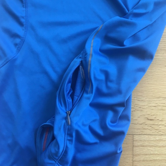 2/$20 Adidas Women’s Gym Vest - Picture 5 of 6